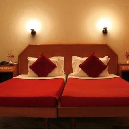 Hotel Ram International Pondicherry Eksteriør bilde