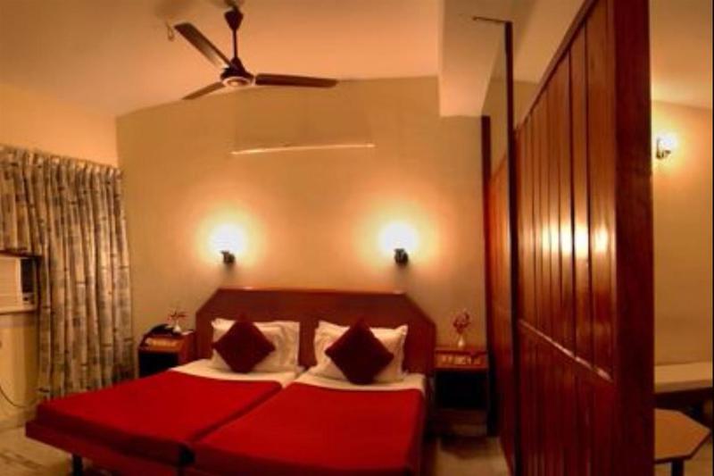 Hotel Ram International Pondicherry Eksteriør bilde