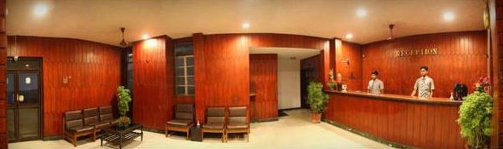 Hotel Ram International Pondicherry Eksteriør bilde