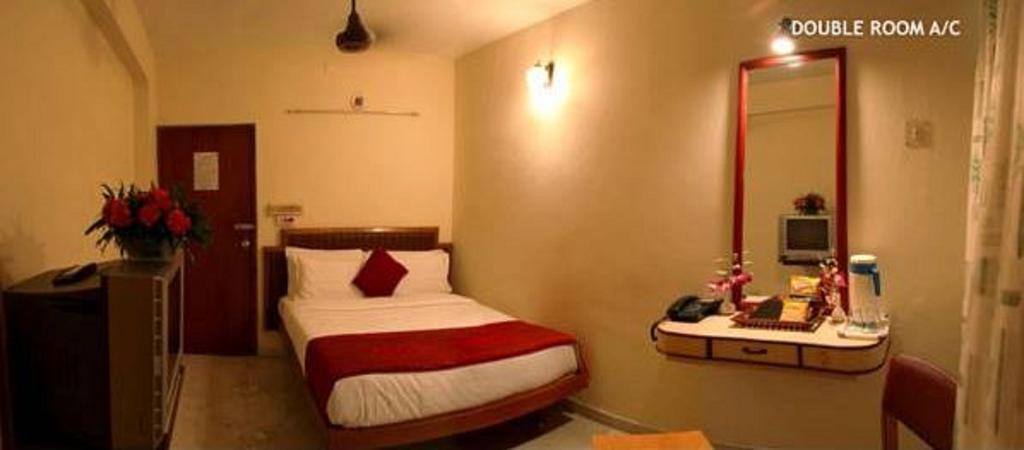 Hotel Ram International Pondicherry Eksteriør bilde