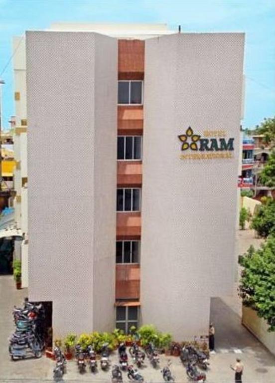 Hotel Ram International Pondicherry Eksteriør bilde